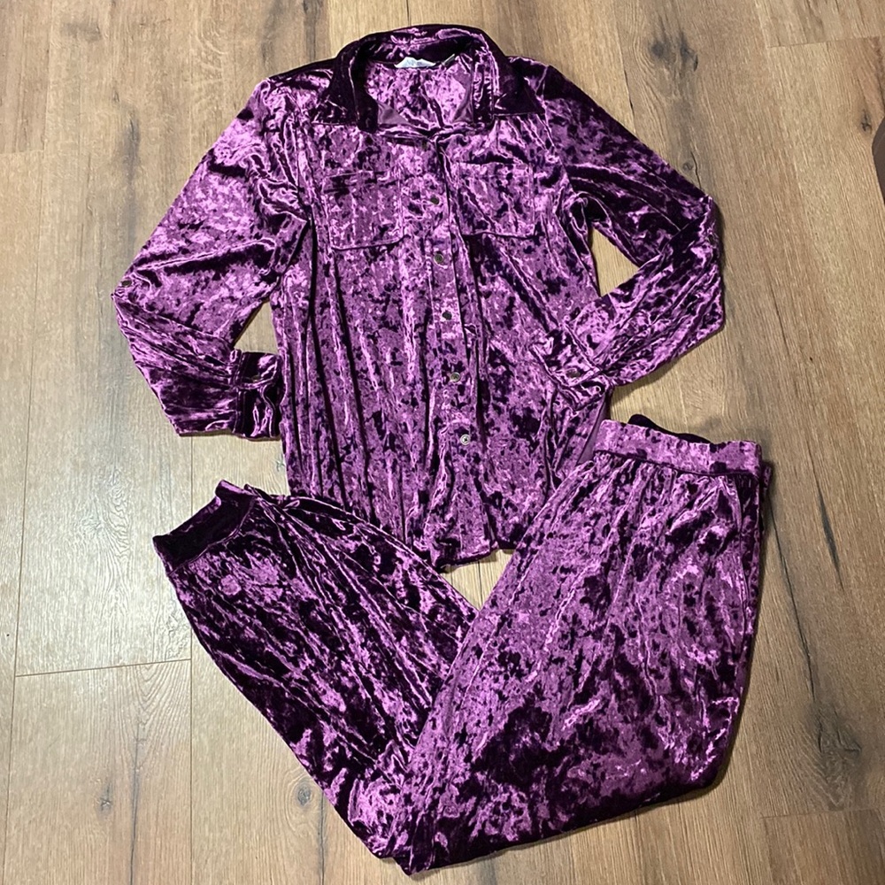 Velvet Purple Track Pants & Shirt Set - Women's Jogger Lounge Set